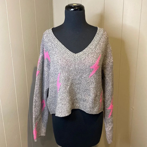 Hippie Rose Women’s Large Knit V Neck Sweater Lightning Bolt - Picture 1 of 6